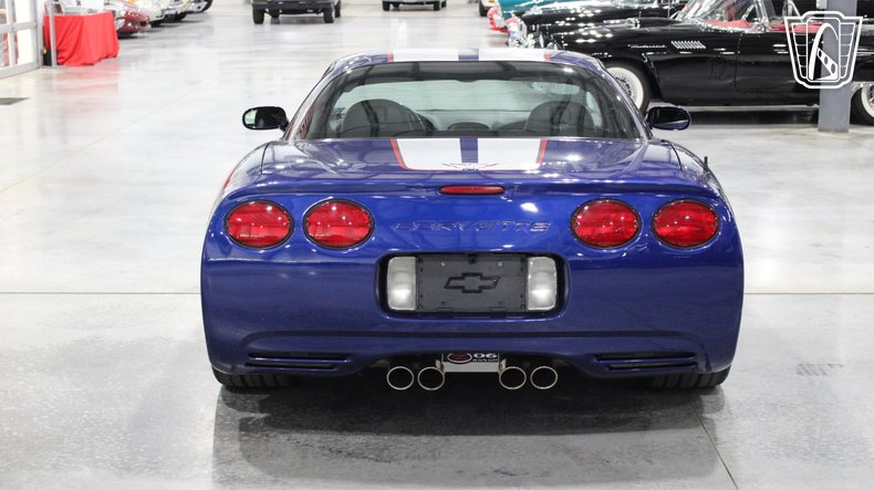 2004 Chevrolet Corvette 14
