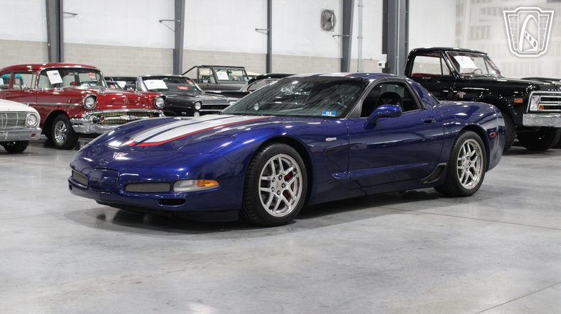 2004 Chevrolet Corvette 19