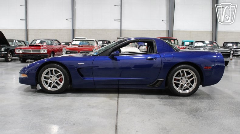 2004 Chevrolet Corvette 20