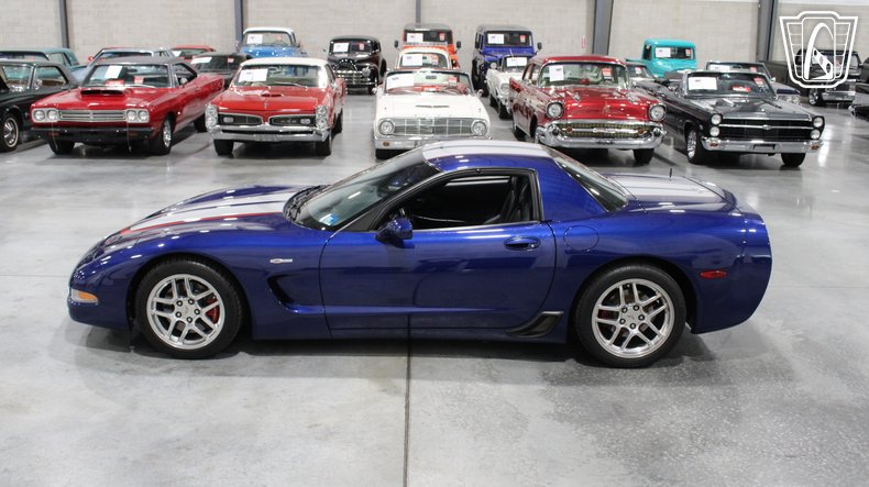 2004 Chevrolet Corvette 30