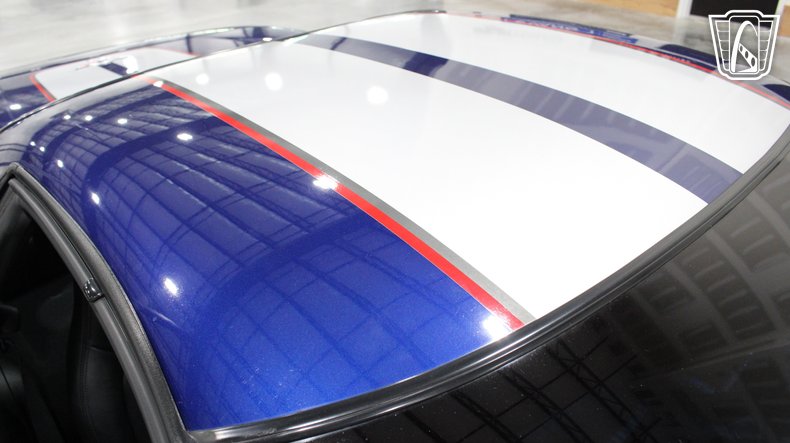 2004 Chevrolet Corvette 35
