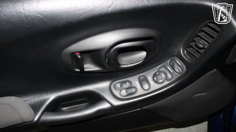 2004 Chevrolet Corvette 107