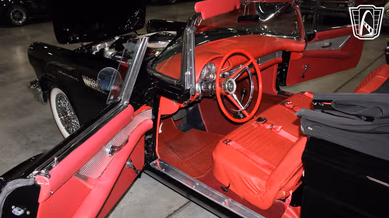1957 Ford Thunderbird second image