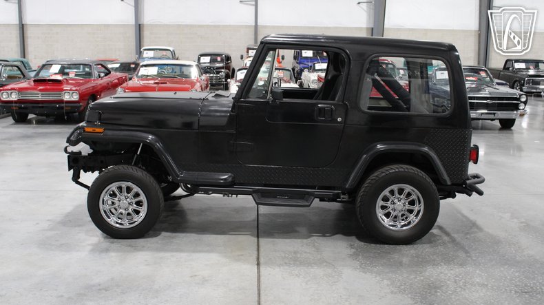 1987 Jeep Wrangler 13