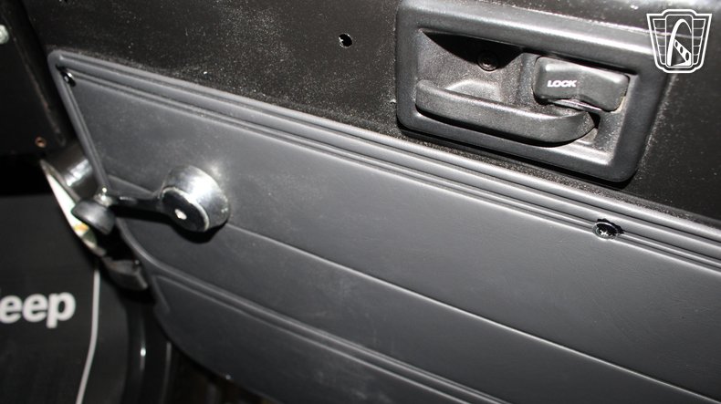 1987 Jeep Wrangler 100