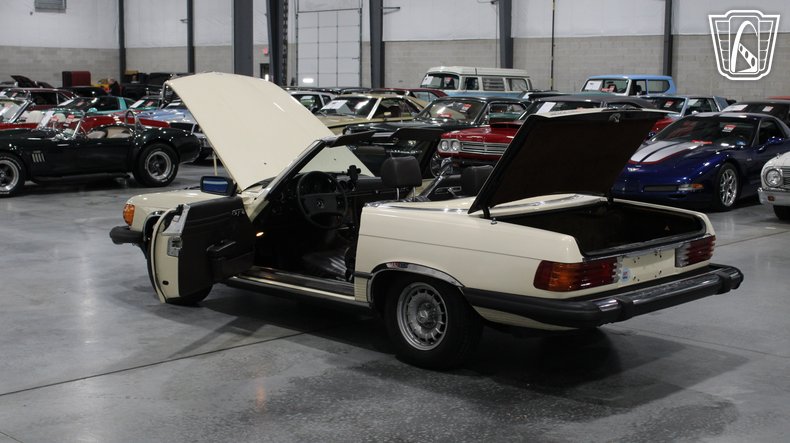 1980 Mercedes-Benz 450SL 117