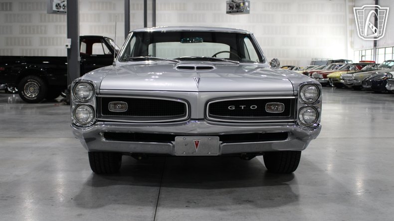 1966 Pontiac GTO 28