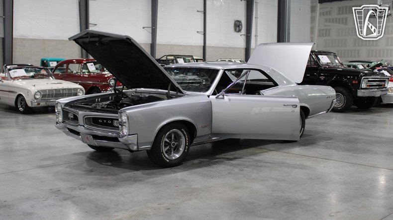 1966 Pontiac GTO 79