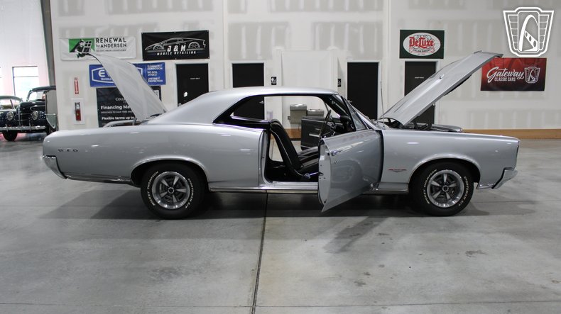 1966 Pontiac GTO 84