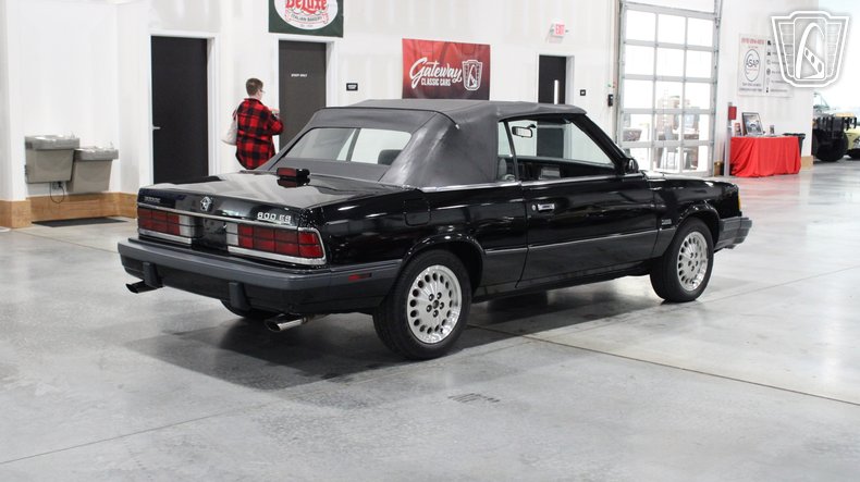 1986 Dodge 600 16