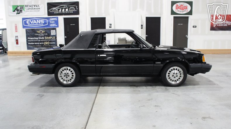 1986 Dodge 600 17