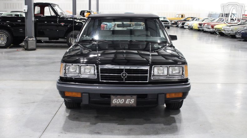 1986 Dodge 600 19