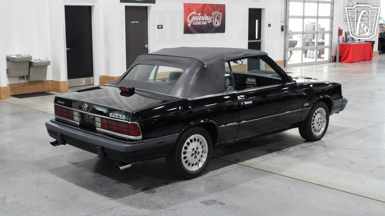 1986 Dodge 600 33