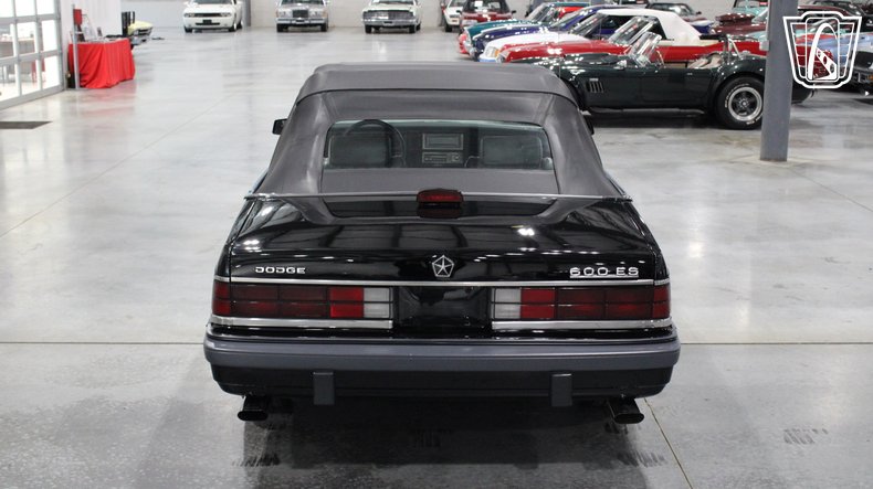 1986 Dodge 600 32
