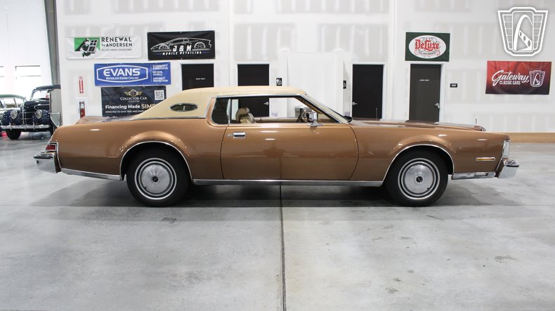 1974 Lincoln Continental 18
