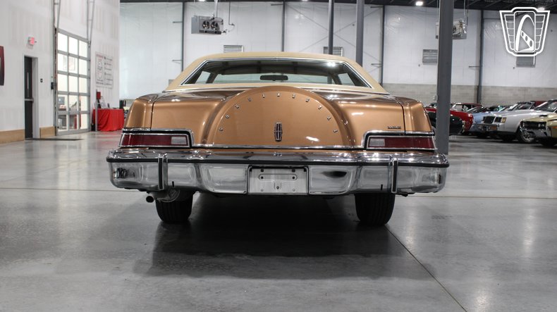 1974 Lincoln Continental 24