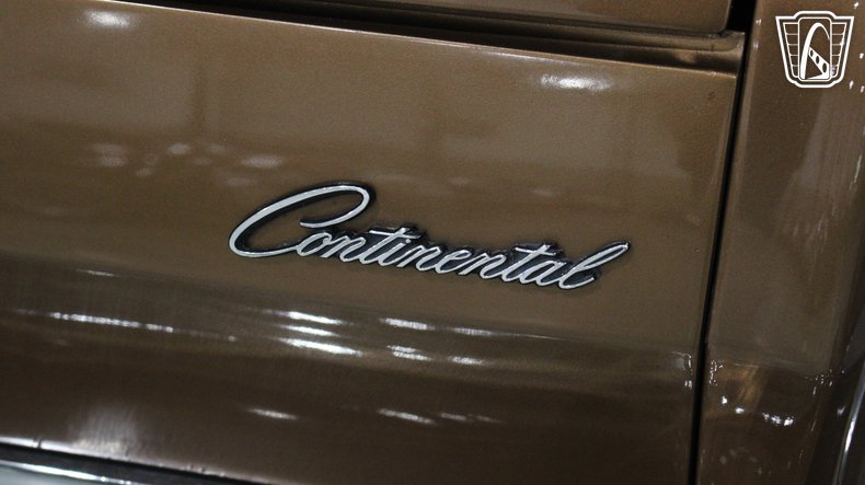 1974 Lincoln Continental 41