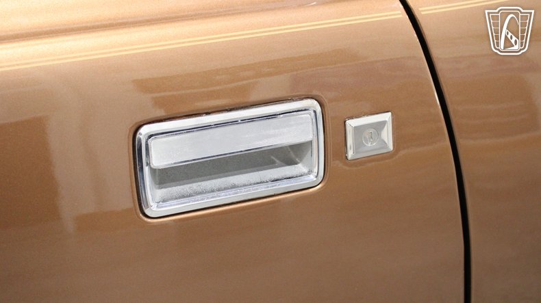 1974 Lincoln Continental 47