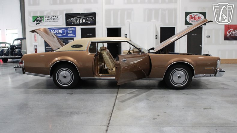 1974 Lincoln Continental 80