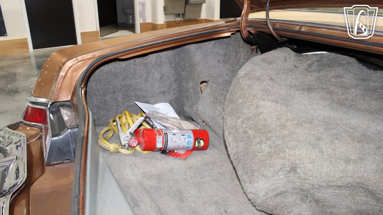 1974 Lincoln Continental 84
