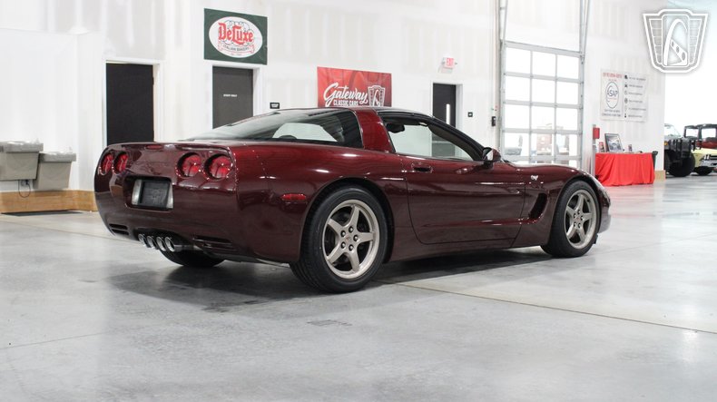2003 Chevrolet Corvette 23