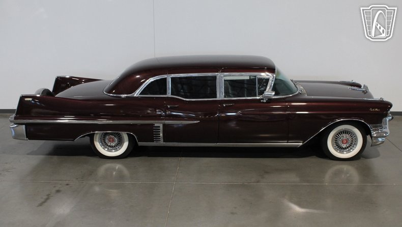 1957 Cadillac Fleetwood 15