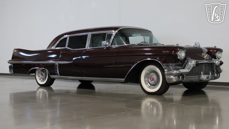 1957 Cadillac Fleetwood 6