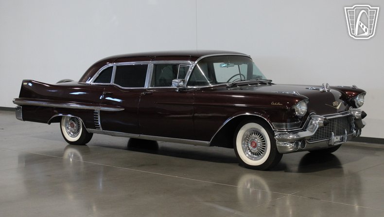 1957 Cadillac Fleetwood 22