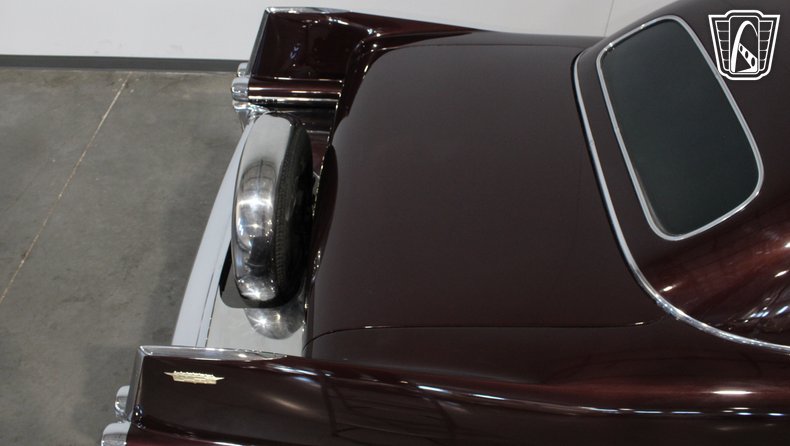 1957 Cadillac Fleetwood 32