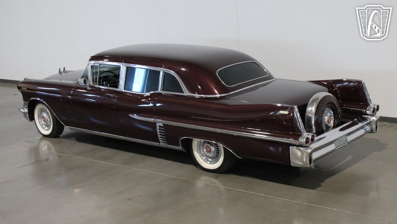 1957 Cadillac Fleetwood 19