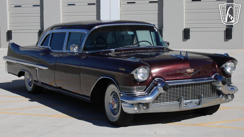 1957 Cadillac Fleetwood 3