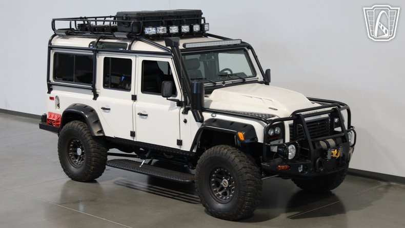 1993 Land Rover Defender 110 18