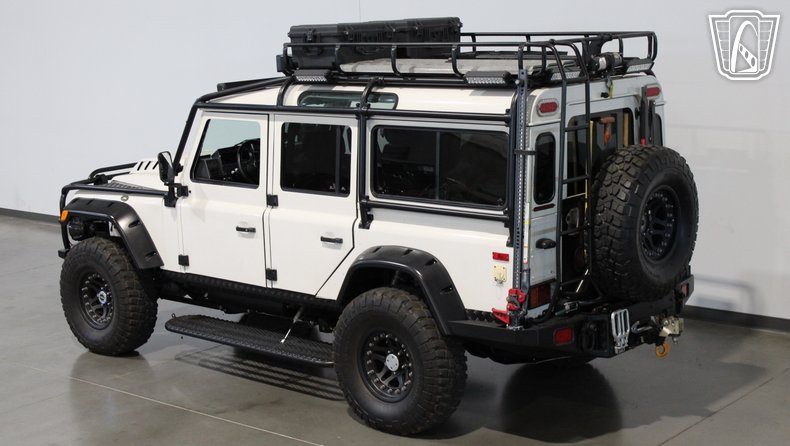 1993 Land Rover Defender 110 22