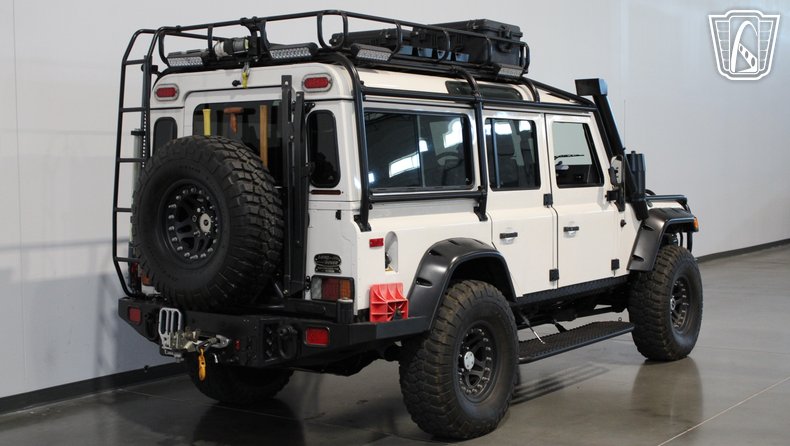 1993 Land Rover Defender 110 28