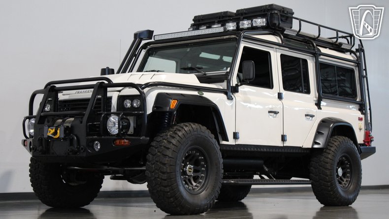 1993 Land Rover Defender 110 40