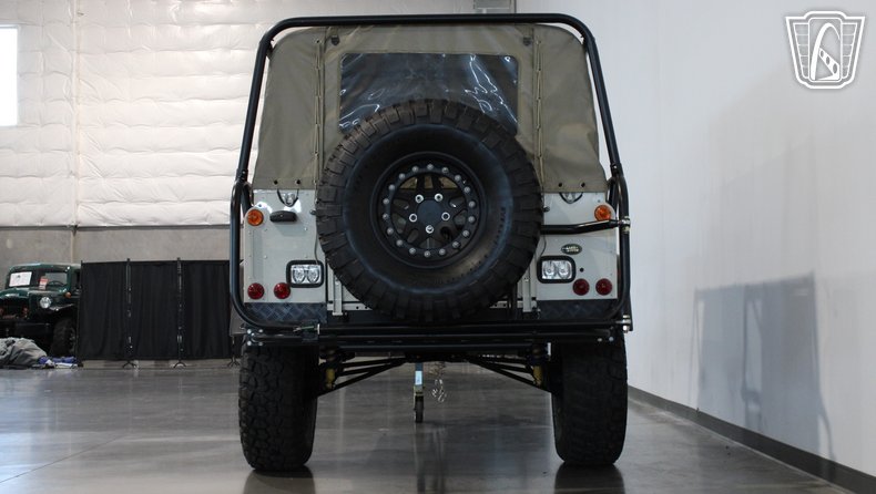 1993 Land Rover Defender 110 52