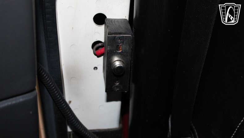 1993 Land Rover Defender 110 133