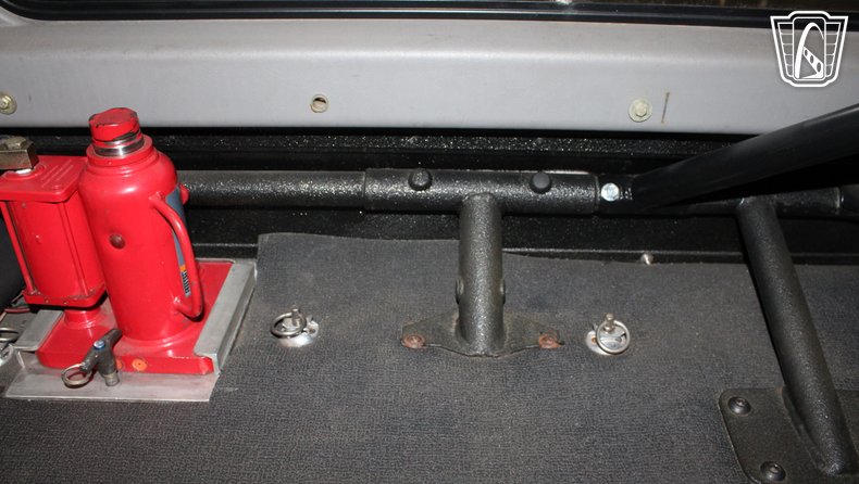 1993 Land Rover Defender 110 152