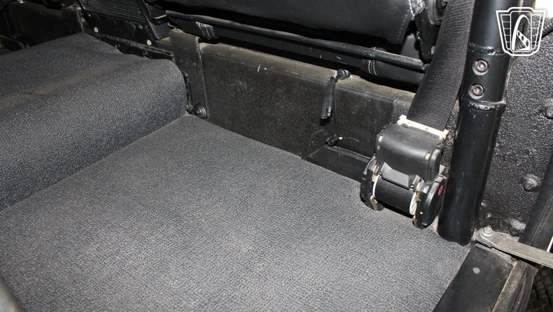 1993 Land Rover Defender 110 156
