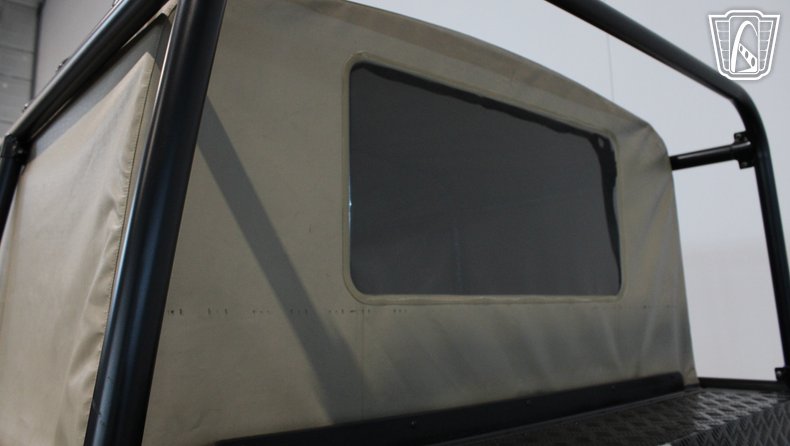 1993 Land Rover Defender 110 267