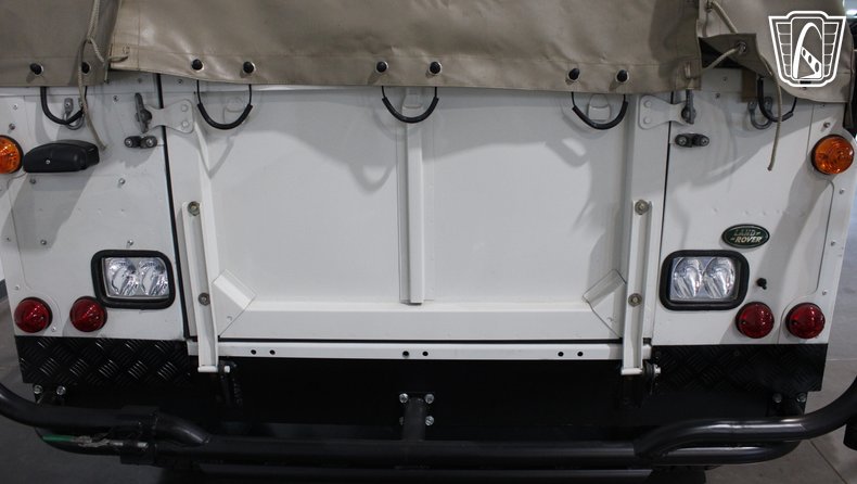 1993 Land Rover Defender 110 289