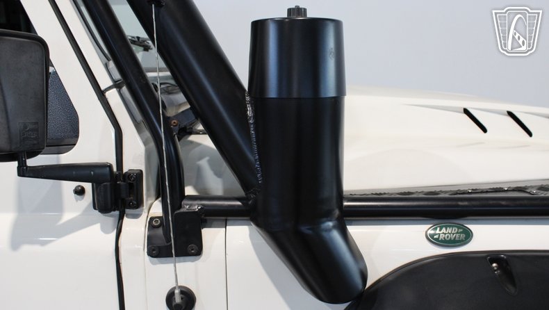 1993 Land Rover Defender 110 351