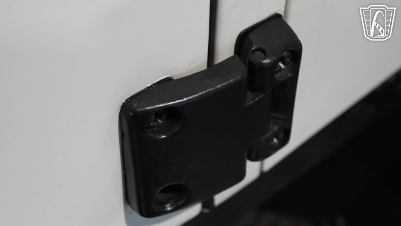 1993 Land Rover Defender 110 363