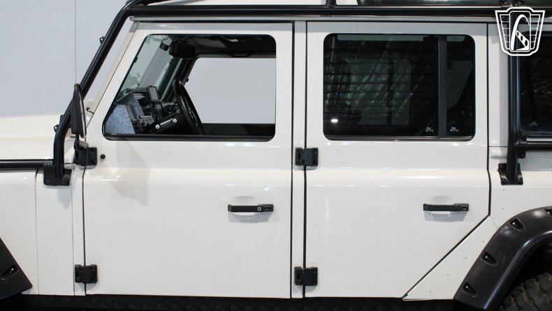1993 Land Rover Defender 110 405