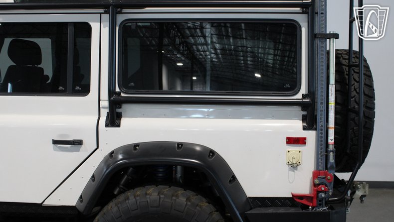 1993 Land Rover Defender 110 406