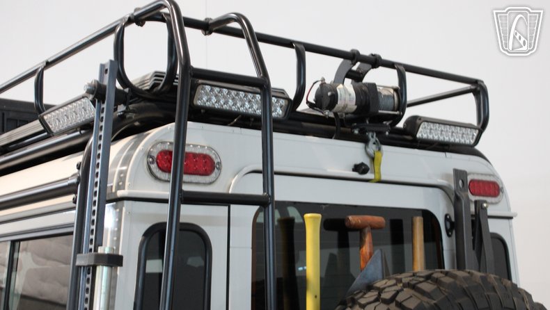 1993 Land Rover Defender 110 410