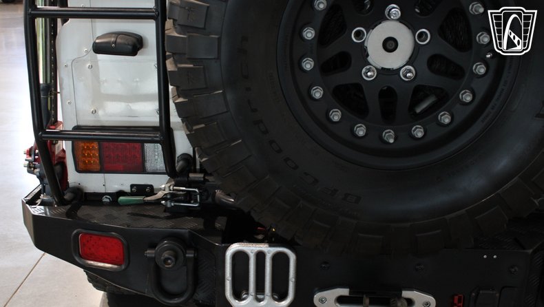 1993 Land Rover Defender 110 412