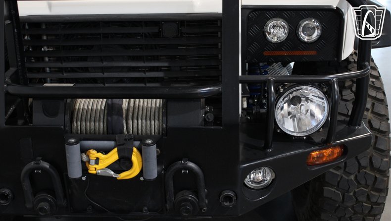 1993 Land Rover Defender 110 411