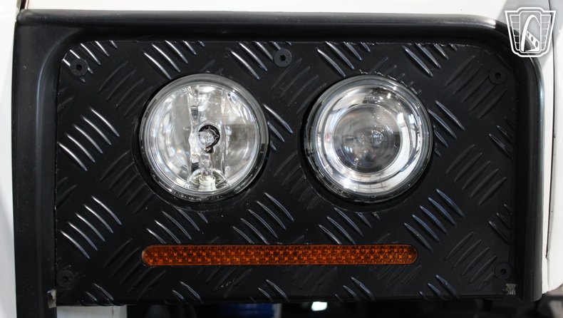 1993 Land Rover Defender 110 415