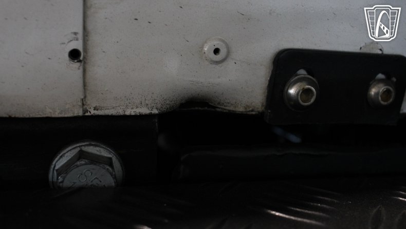 1993 Land Rover Defender 110 496